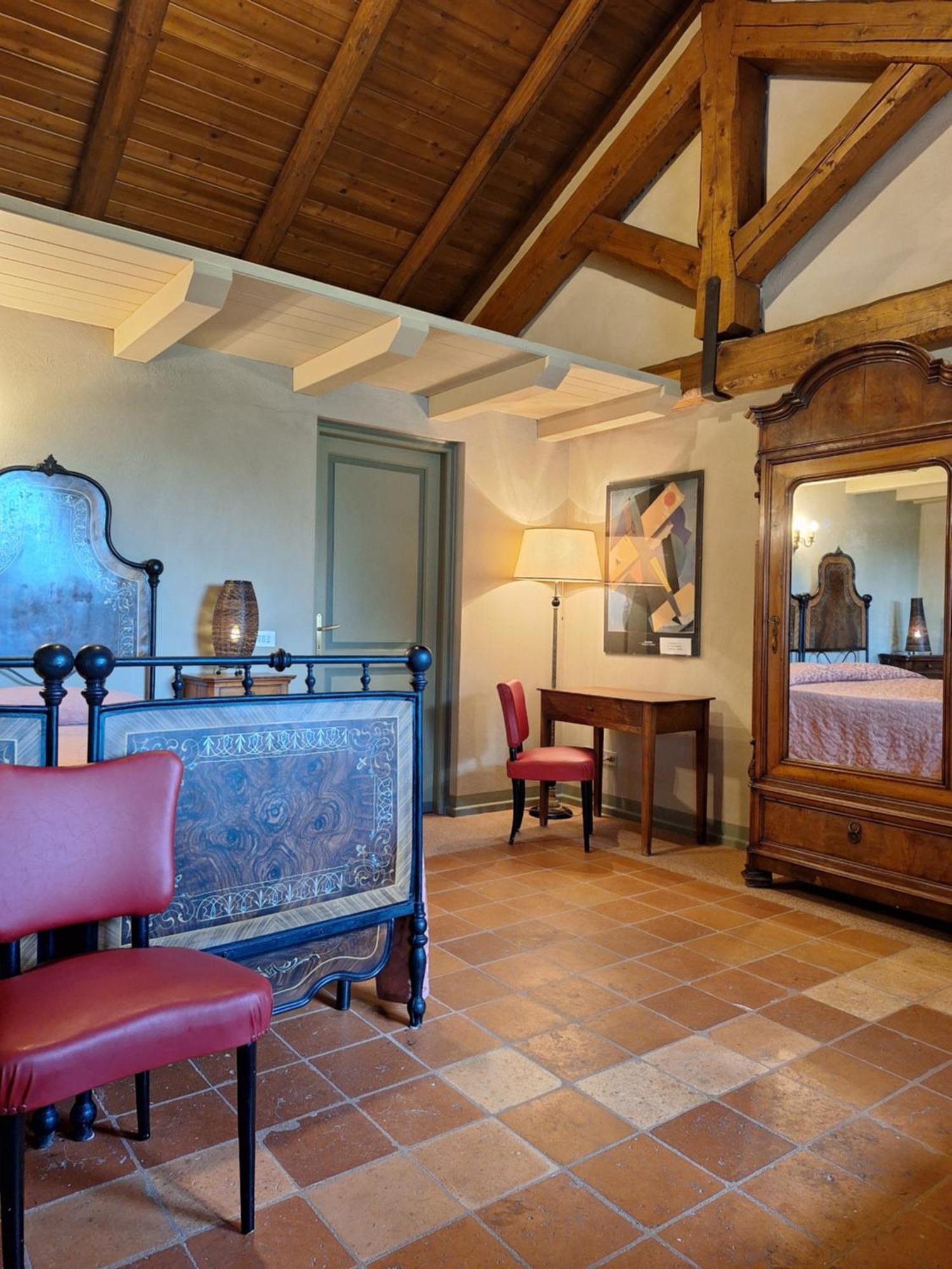 Tenuta Montanello B&B Castiglione Falletto Ngoại thất bức ảnh