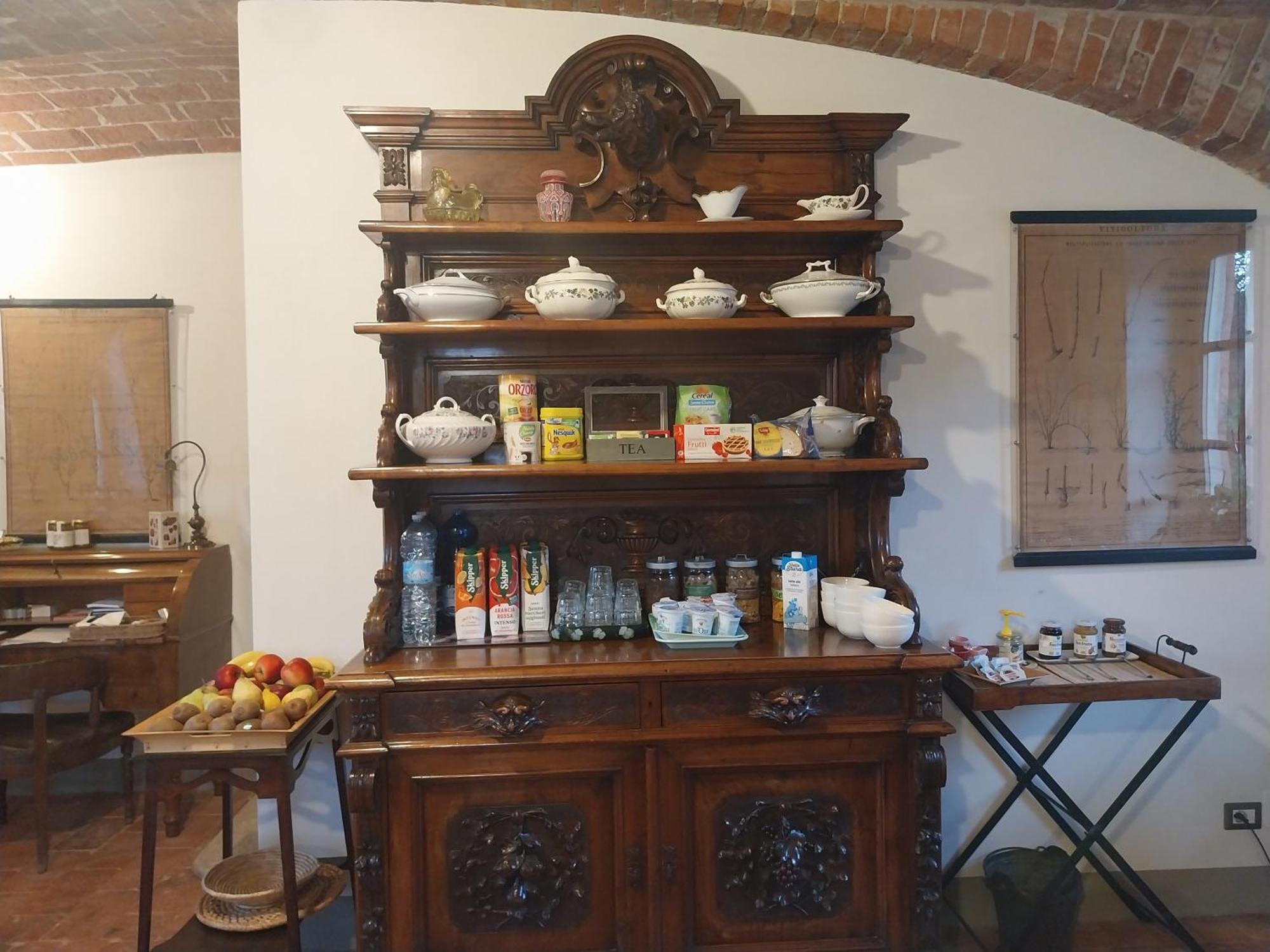 Tenuta Montanello B&B Castiglione Falletto Ngoại thất bức ảnh