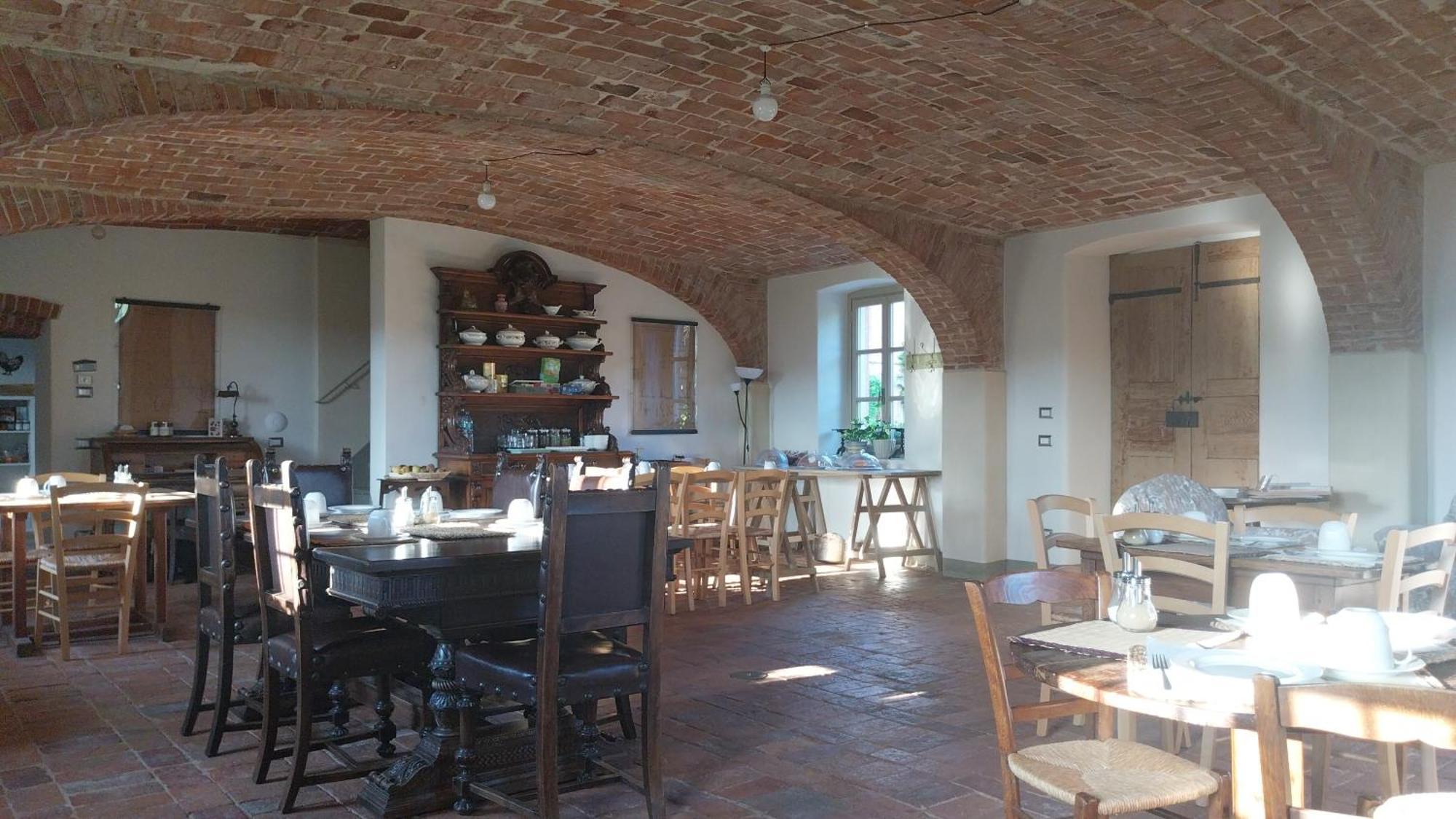 Tenuta Montanello B&B Castiglione Falletto Ngoại thất bức ảnh