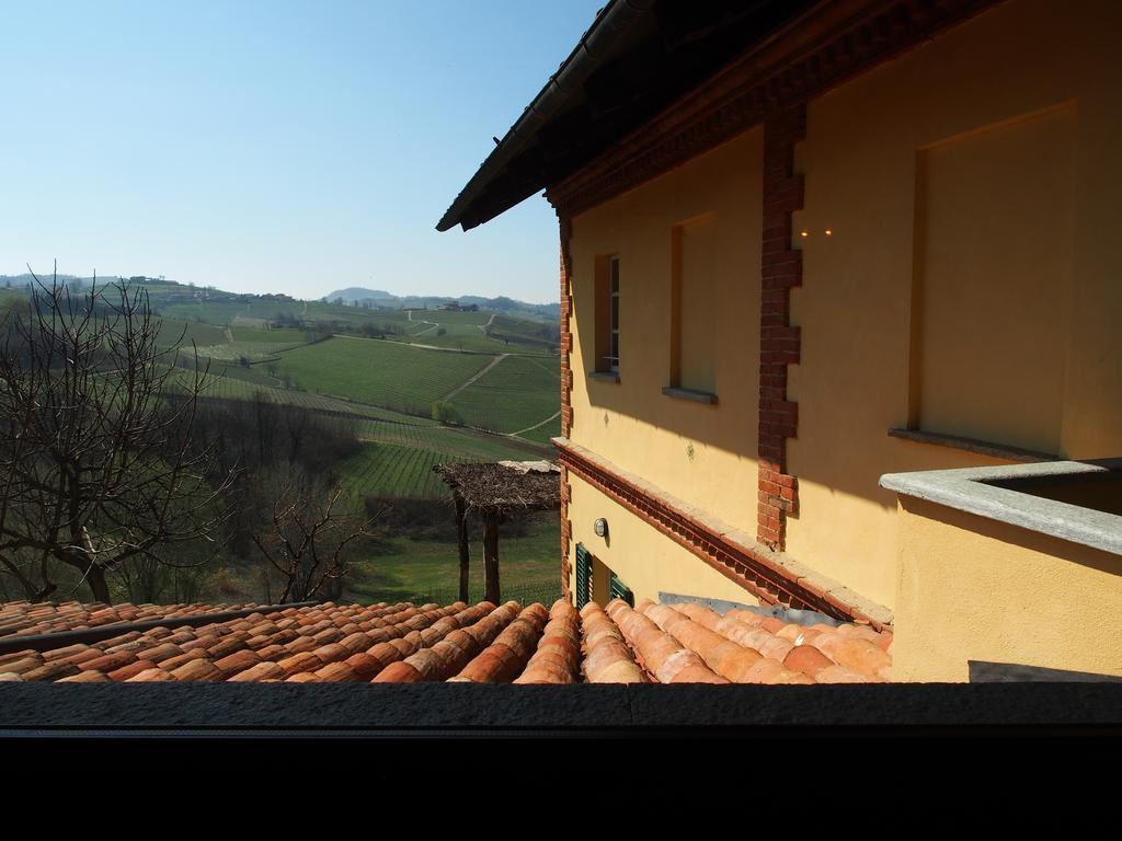 Tenuta Montanello B&B Castiglione Falletto Ngoại thất bức ảnh